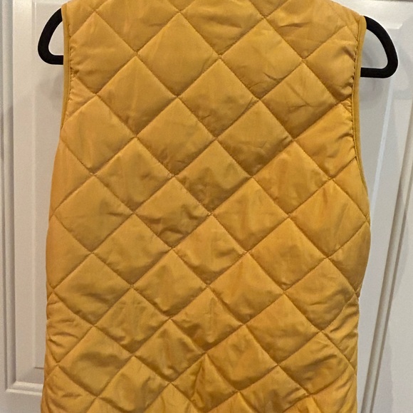 LOVE TREE Quilted Gold/Mustard Colored Vest Large - Picture 6 of 6